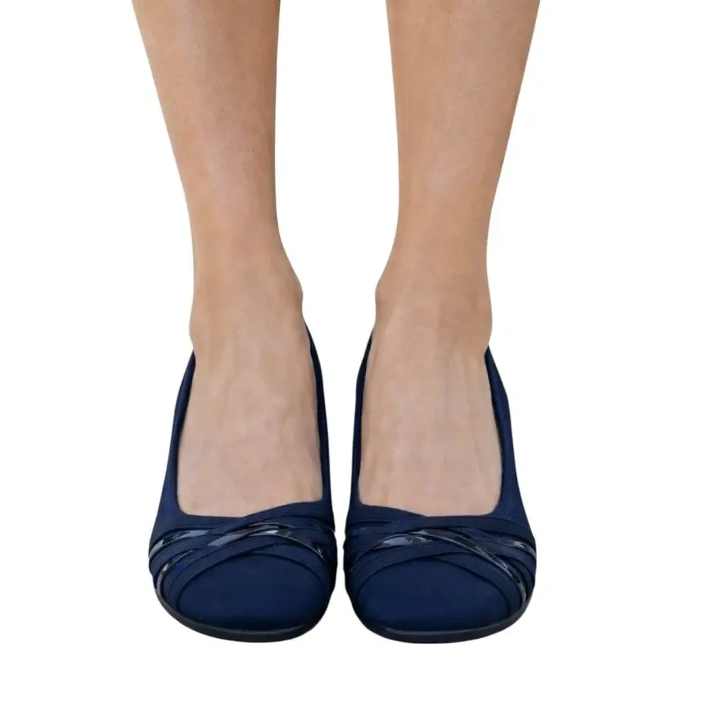 Cliffs New Bowie Wedge Slip On Non Slip Sole Round Toe Navy Blue Women’s Size 8M